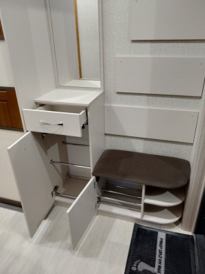 Узкая прихожая мебель со шкафом купе - вид 13 миниатюра